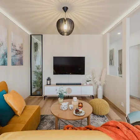 Days - 2bdr - Workspace - 200mbps Wifi * Prague