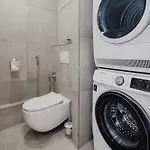 Days - Two-bedroom With Workspace And 200mbps Wifi Apartman Prága